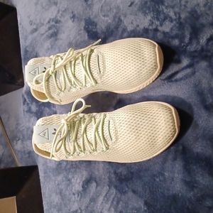 ADIDAS HU Sneaker Size 10 Men